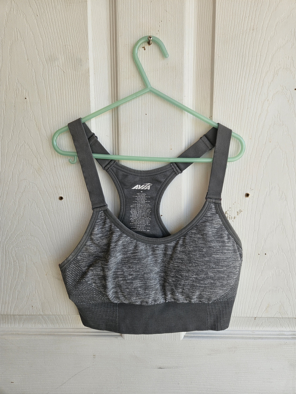 Women's Avia Heather Gray Racerback Seamless Sports Bra Top Size Medium Padded